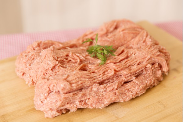 Ambachtelijk gemengd gehakt / kg Ambachtelijk gemengd gehakt / kg