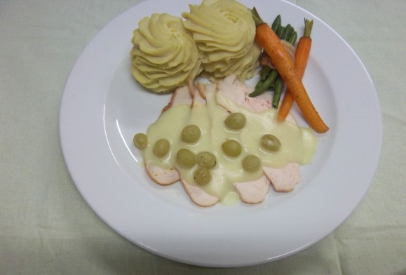 Turkey breast in grape sauce / kg