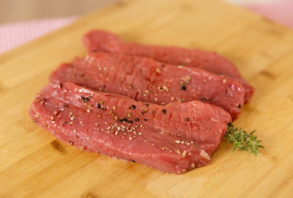Marinated pepper steak /kg